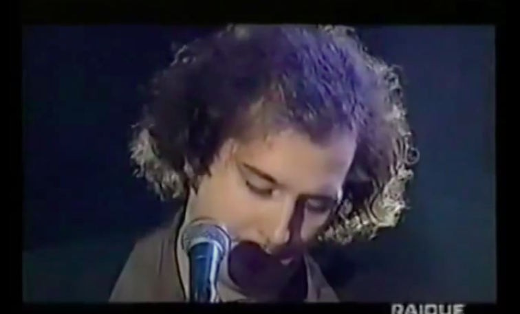 1994. Vinicio Capossela performs «Se potessi amore mio»